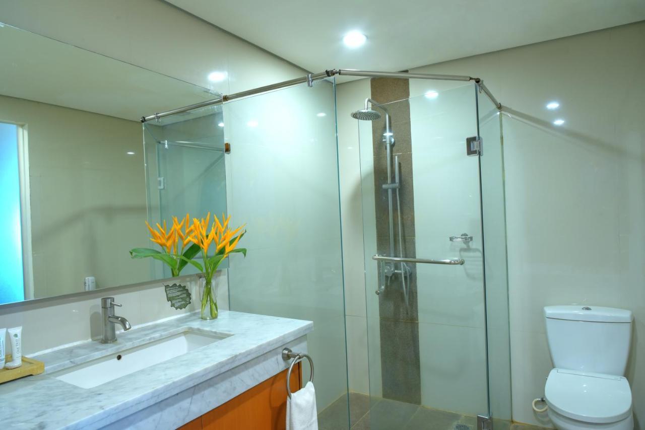 Oak Tree Emerald Hotel & Coventions סמאראנג מראה חיצוני תמונה
